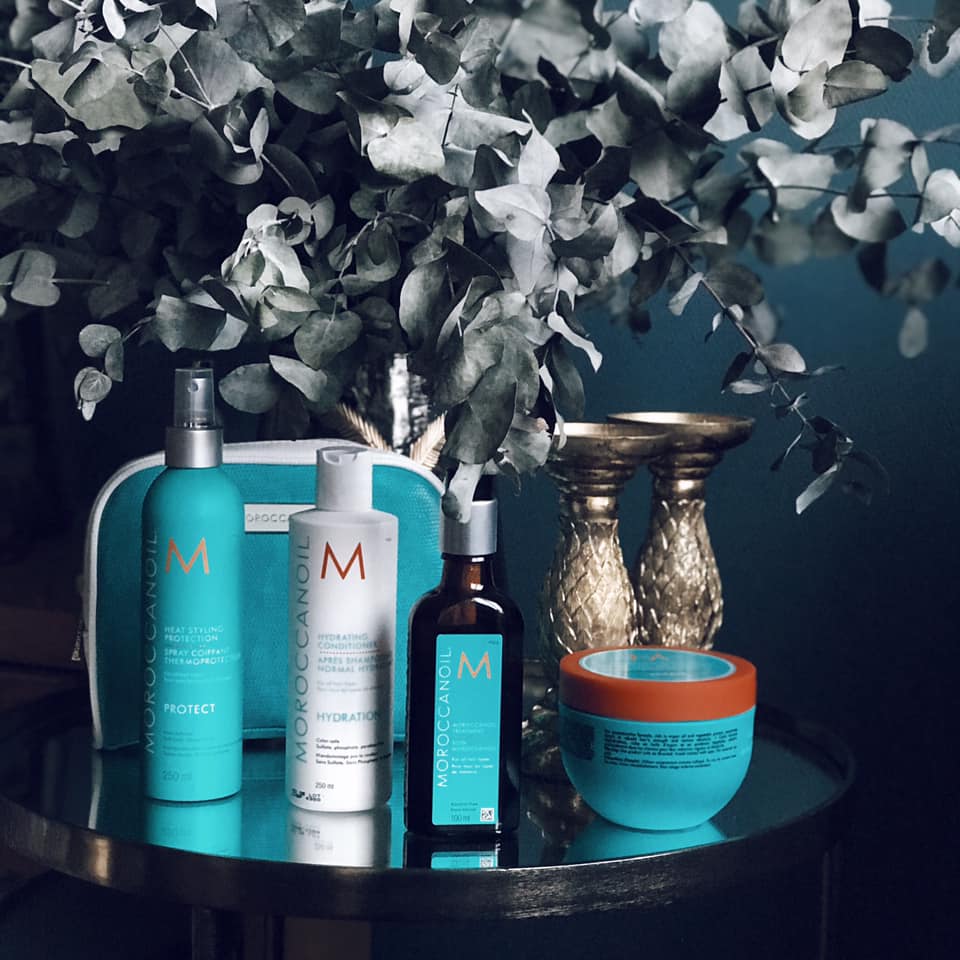 Soins capillaires pour cheveux abîmés … Moroccanoil®