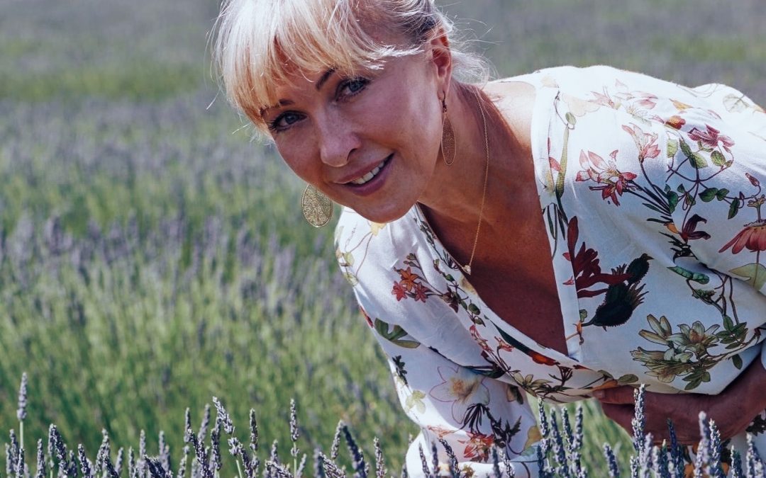 Interview d’Isabelle PACCHIONI, Fondatrice de la marque PURESSENTIEL